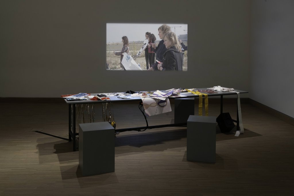 The Golden Pixel Cooperative, “Half of the Sky”, 2020, exhibition view, Künstlerhaus Vienna. Photo: Marlies Pöschl @Bildrecht, Vienna 2024.