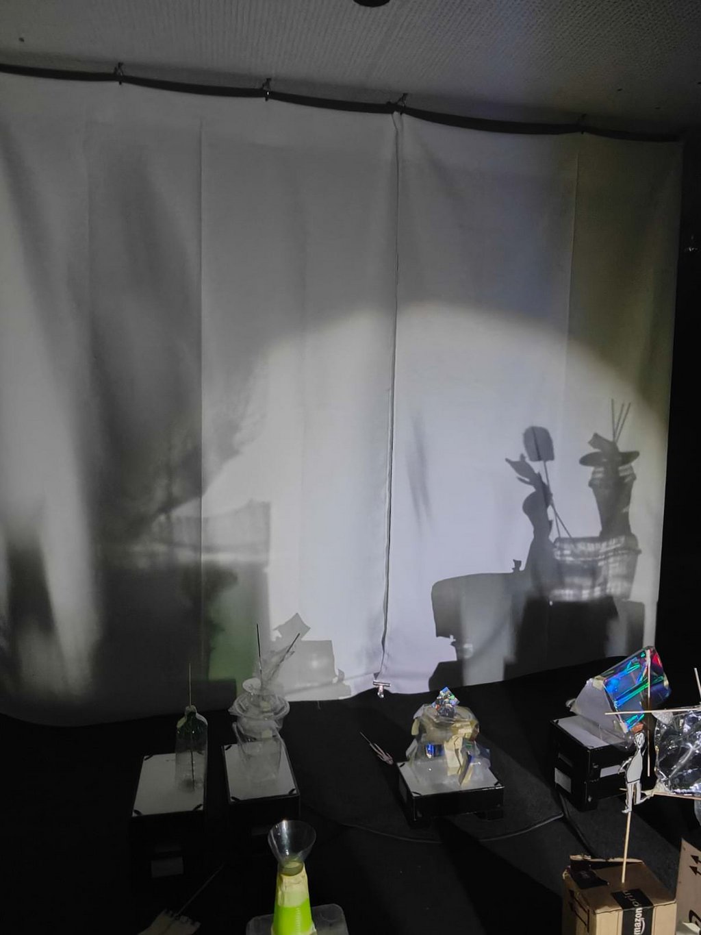 Nathalie Koger, “Shadow Landscapes / Light Architectures”, workshop documentation, Kunsthaus Graz, 2024 © Bildrecht, Vienna 2024.